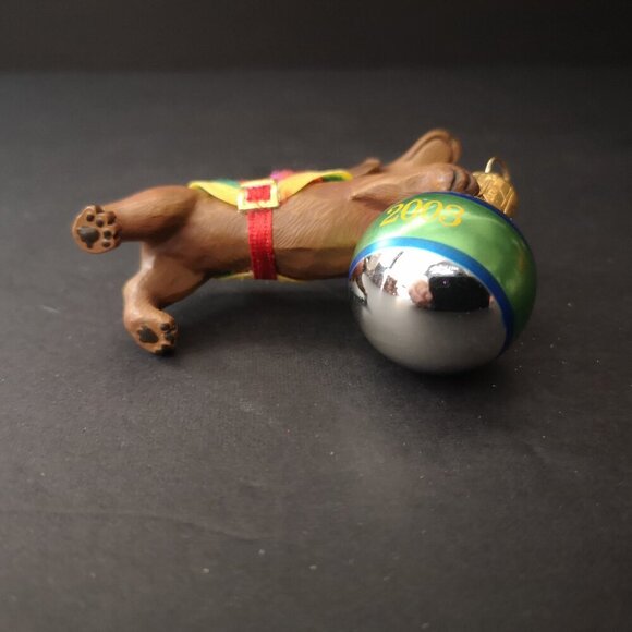 NIB Carlton Cards Happy Holiday Dachshund w/Christmas Ornament Dated 2003 - Picture 4 of 7
